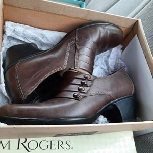 Kim rogers boots size